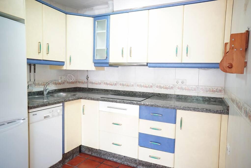 Amplia Y Centrica Casa En Torremolinos8 Huespede *